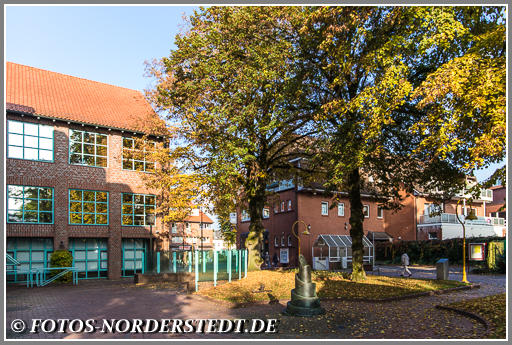 Platz vor dem Rathaus in Kaltenkirchen