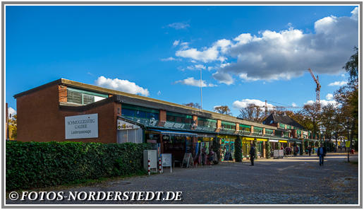 Die Ladenzeile im Schmuggelstieg in Norderstedt